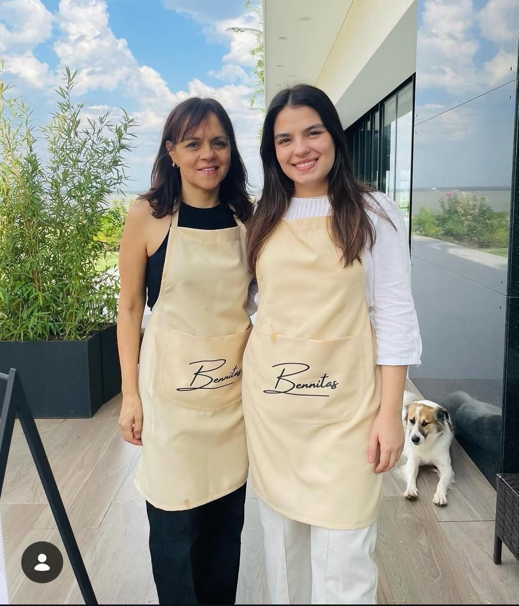 Foto Lilian Coronel y Mercedez Velazquez